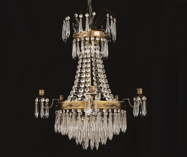 Ljuskrona, gustaviansk stil, 1900-talets slut