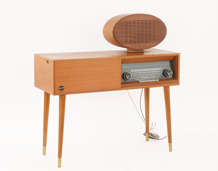 Radiomöbel med skivspelare, "Tango", Skantic, 1960-tal