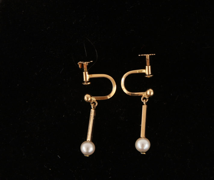 Örhängen ett par, 18k