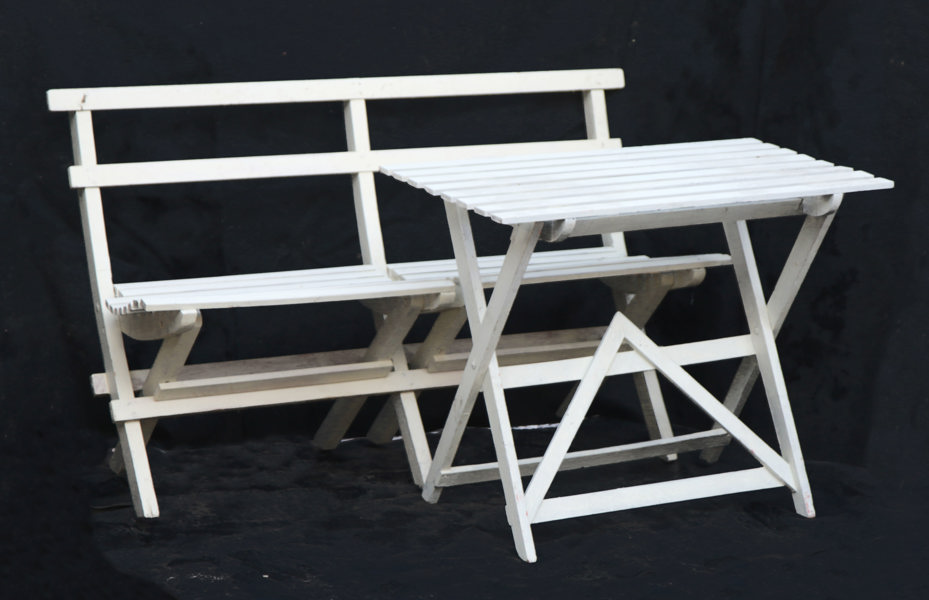 Trädgårdssoffa och bord, 1900-tal