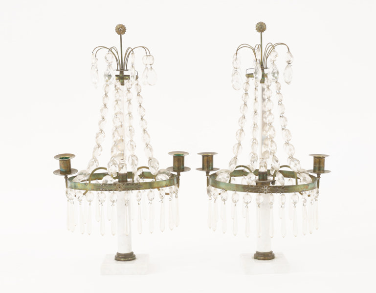 Bordslystrar ett par, gustaviansk stil, omkring år 1900