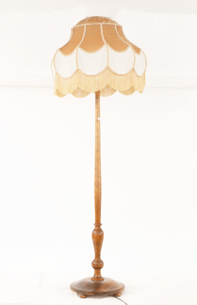 Golvlampa, 1900-talets första hälft