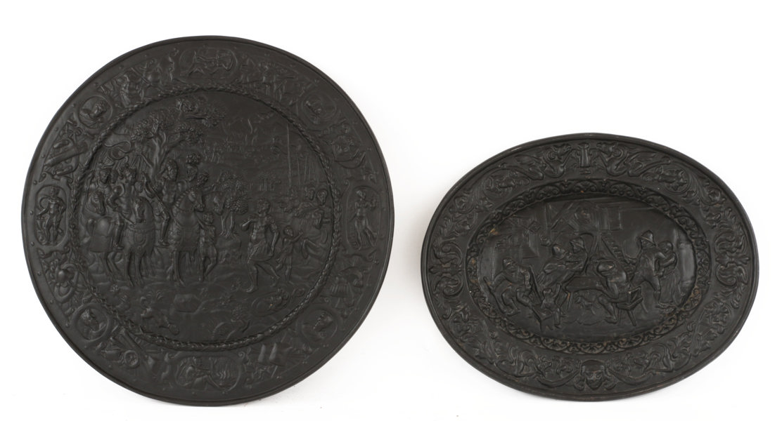 Sköldar 2st, bl.a. Husqvarna