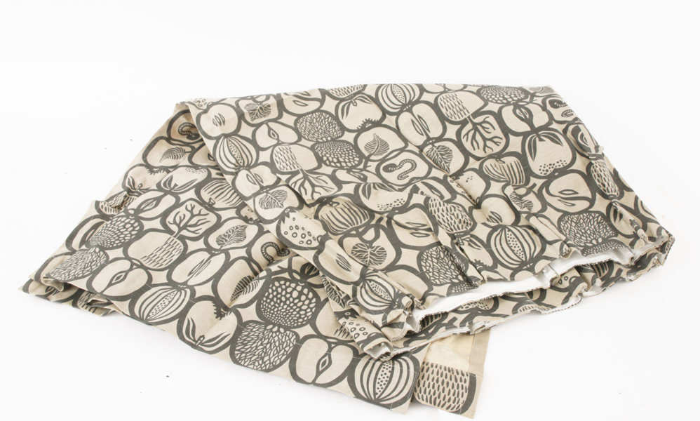 Gardiner ett par, "Fruktlåda", Stig Lindberg 