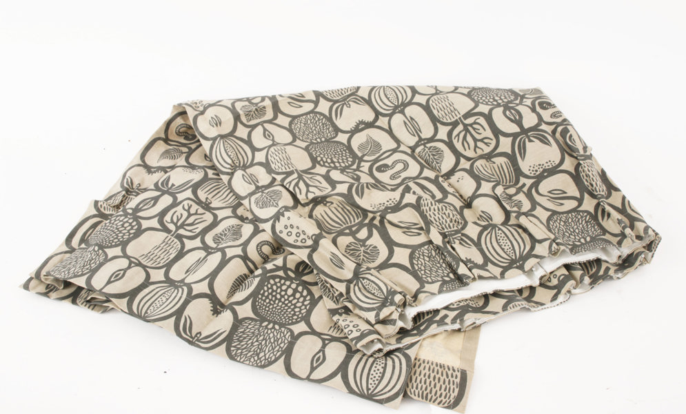 Gardiner ett par, "Fruktlåda", Stig Lindberg 