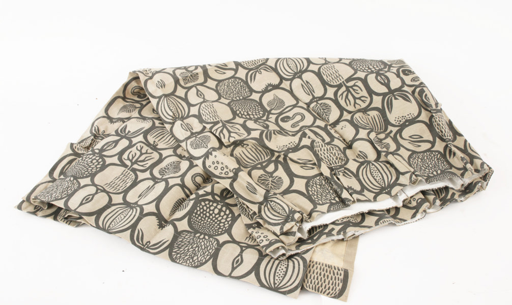 Gardiner ett par, "Fruktlåda", Stig Lindberg 