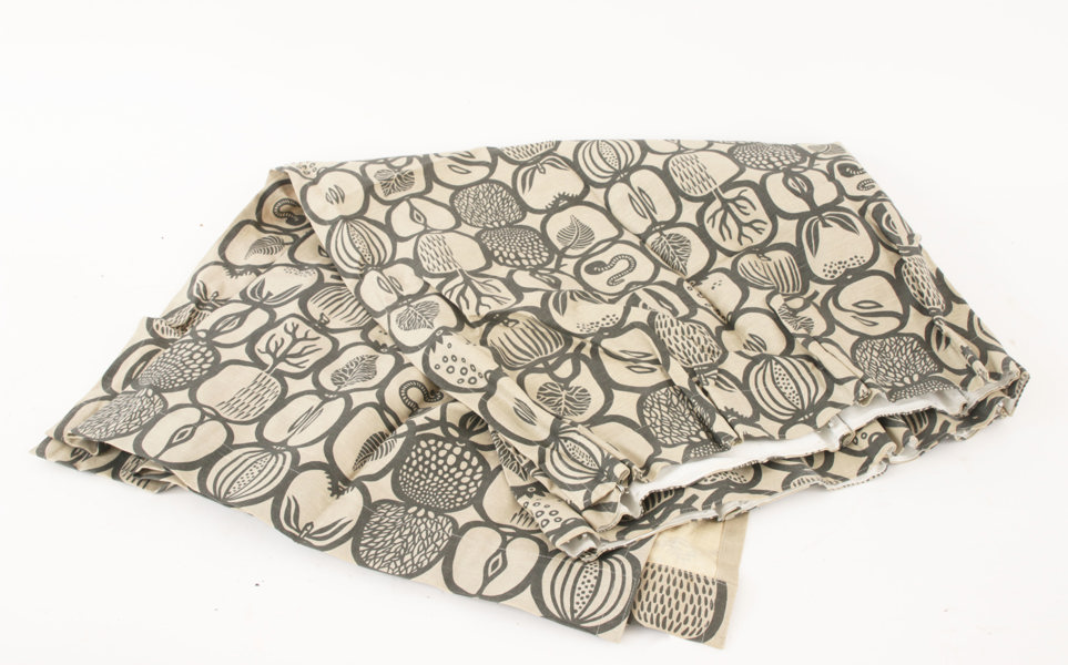 Gardiner ett par, "Fruktlåda", Stig Lindberg 