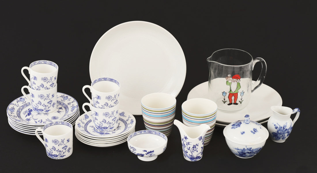 Parti porslin och glas