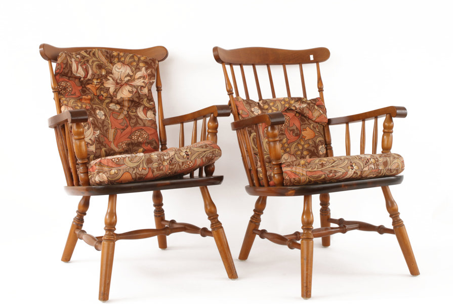 Karmstolar ett par, Nässjö, Nesto, 1900-talets andra hälft