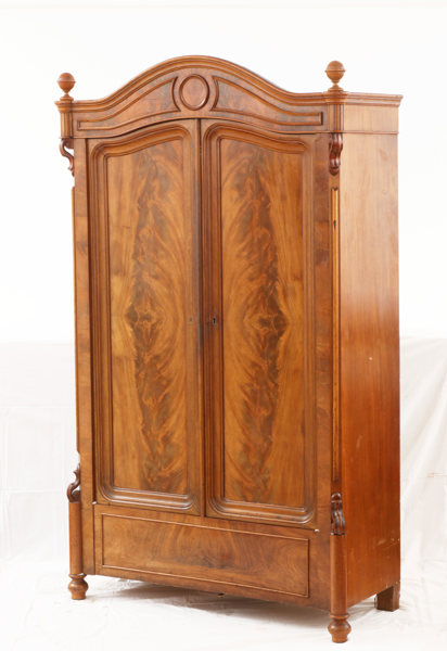 Klädskåp, 1800-talets slut