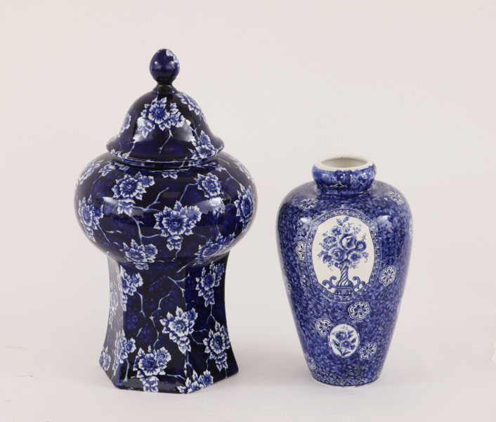 Keramik 2 delar, Rörstrand, omkring år 1900