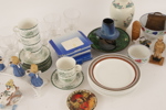 Parti glas och keramik, m.m.