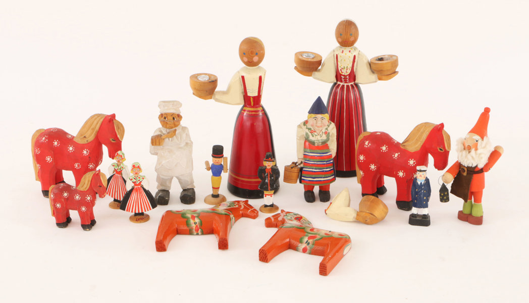 Parti träskulpturer