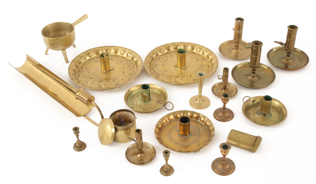 Parti mässingsföremål