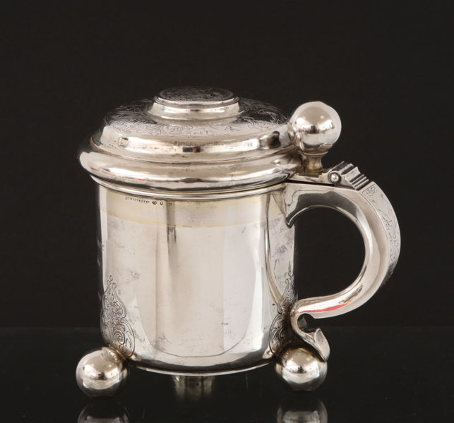 Dryckeskanna i silver, C.G.Hallberg, 1894