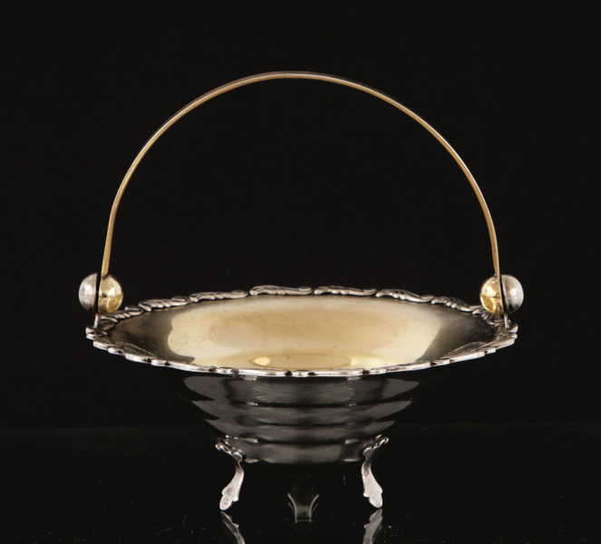 Skål med hänkel, silver, 1900-tal