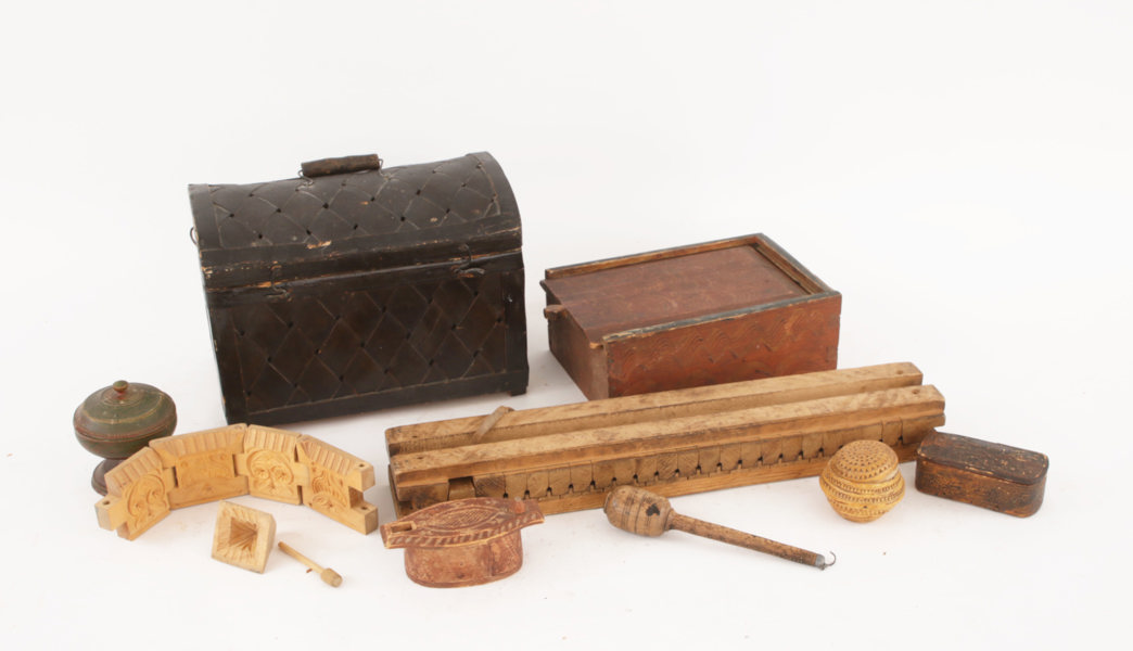 Parti allmogeföremål