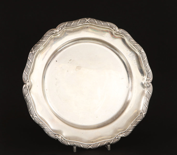 Kuverttallrik i silver, C.G.Hallberg, Stockholm, 1925