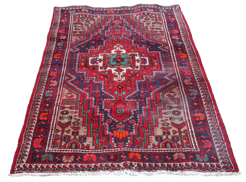 Handknuten matta, orientalisk