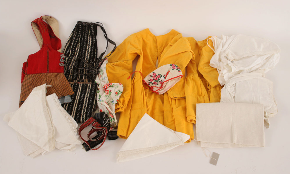 Dräktdelar för kvinna samt flicka