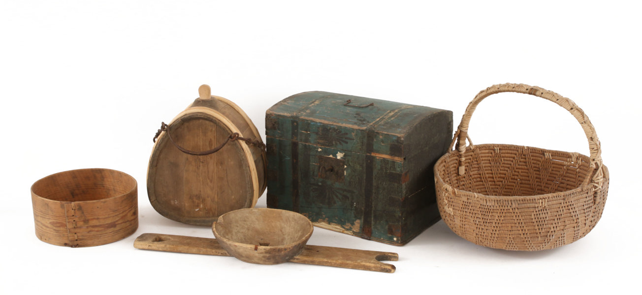 Parti allmogeföremål