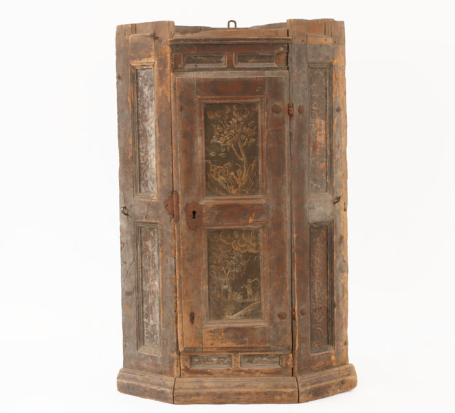 Vägghörnskåp, allmoge, barock, 1700-tal