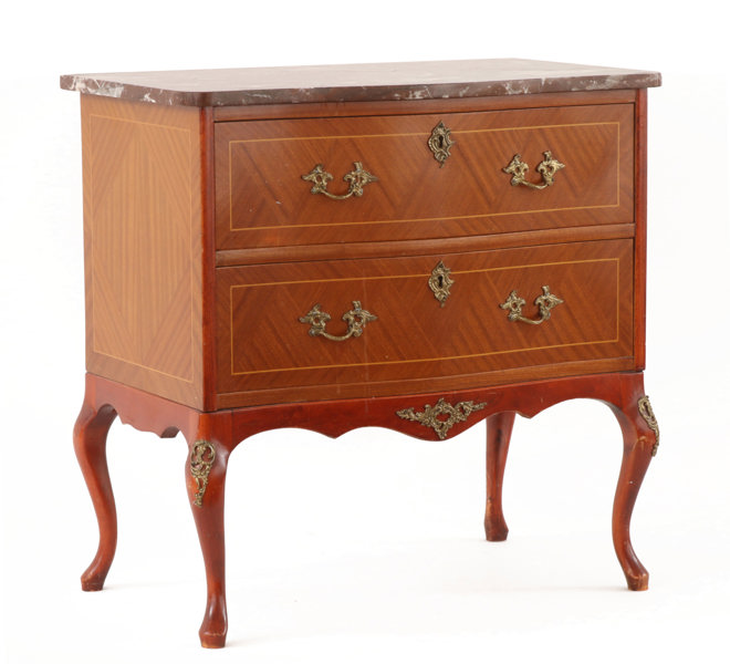 Byrå, gustaviansk stil, 1900-tal