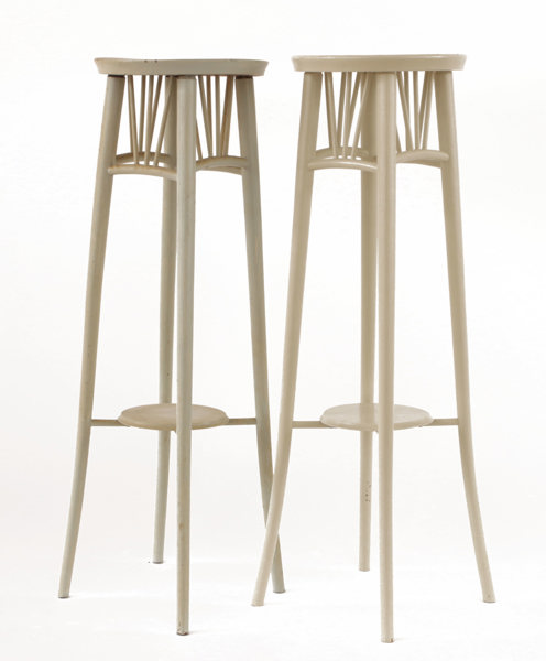 Piedestaler ett par, 1900-talets första hälft