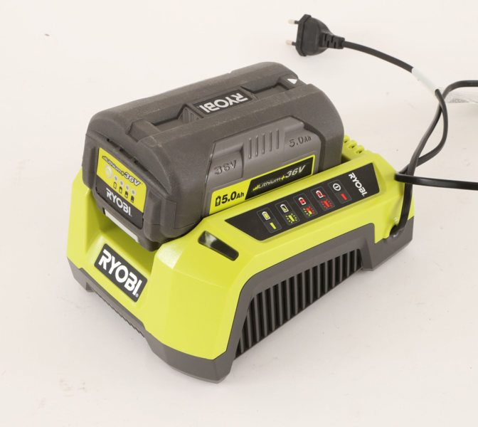 Batteri med laddare, 36V, Ryobi