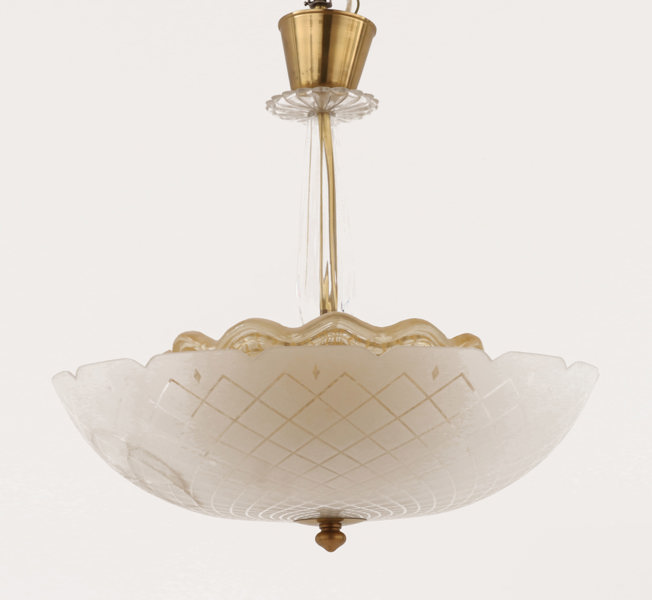 Taklampa, troligen Orrefors, omkring 1900-talets mitt