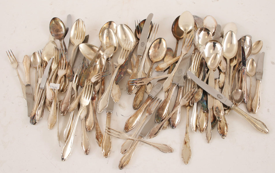 Bestickservisdelar i nysilver