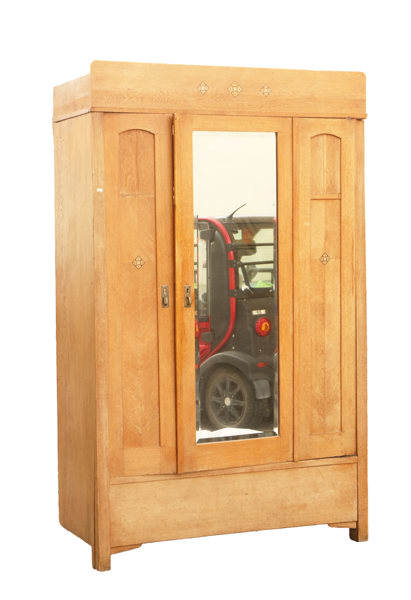 Klädskåp, jugend, 1900-talets början