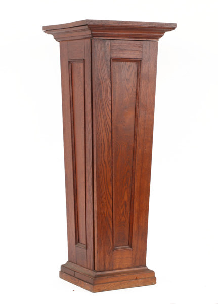 Kolonnskåp, omkring år 1900