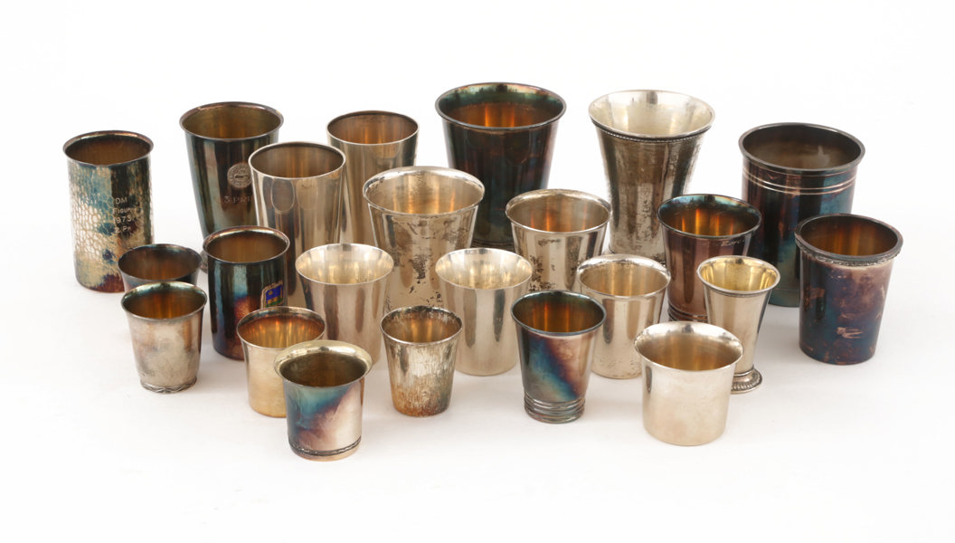 Bägare 23 delar i silver