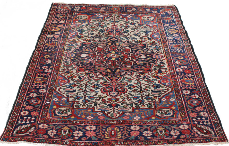 Handknuten matta, orientalisk