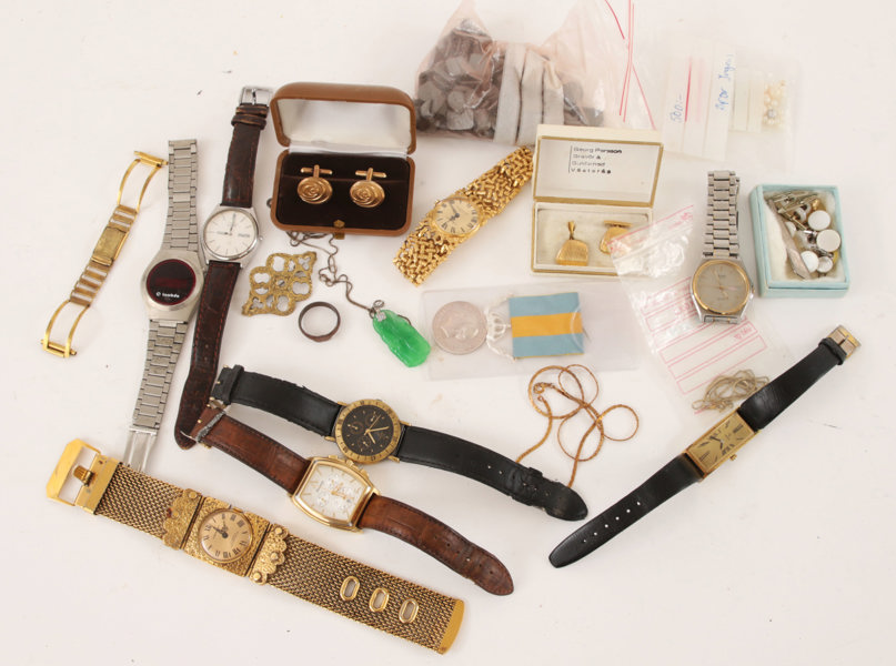 Parti smycken, klockor, m.m.