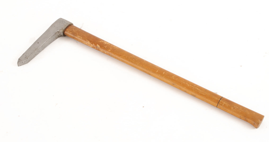 Isyxa, 1900-talets första hälft