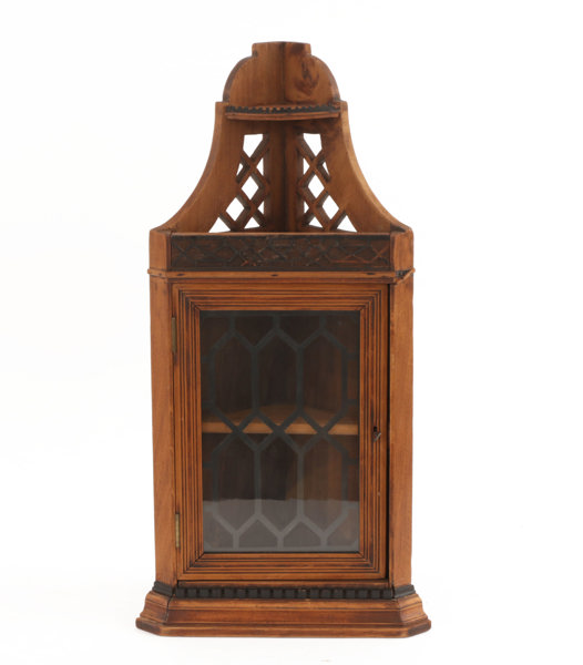 Vitrinskåp för hörn, tidigt 1900-tal