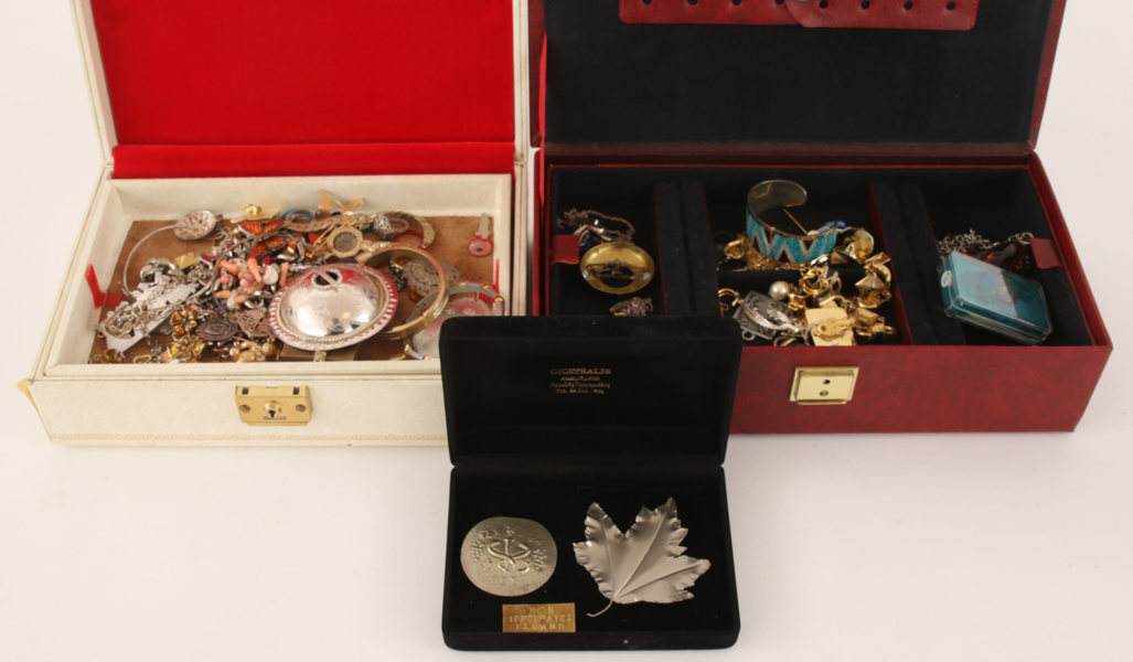 Parti bijouterier, bl.a. silver