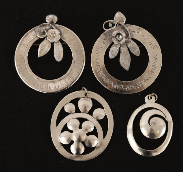 Broscher och hängen 4 delar, silver