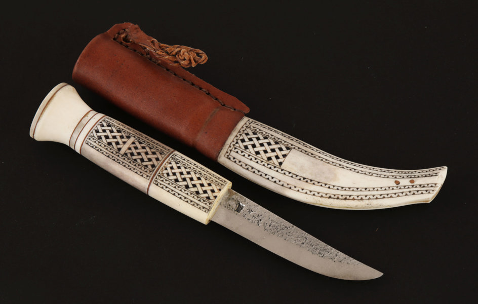 Kniv med slida, samearbete