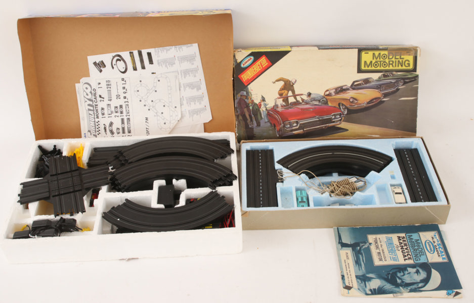 Bilbanor 2st, Tyco samt Aurora