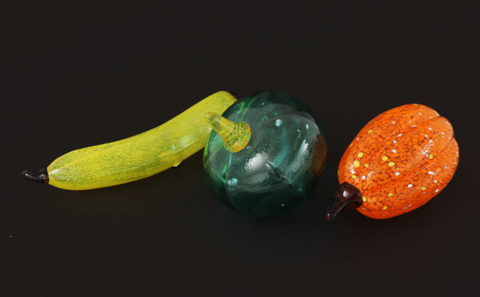 Konstglasfrukter 3st, Gunnel Sahlin för Kosta Boda