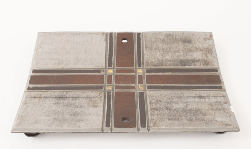 Fat, signerad M.Norle, daterad 2007-11