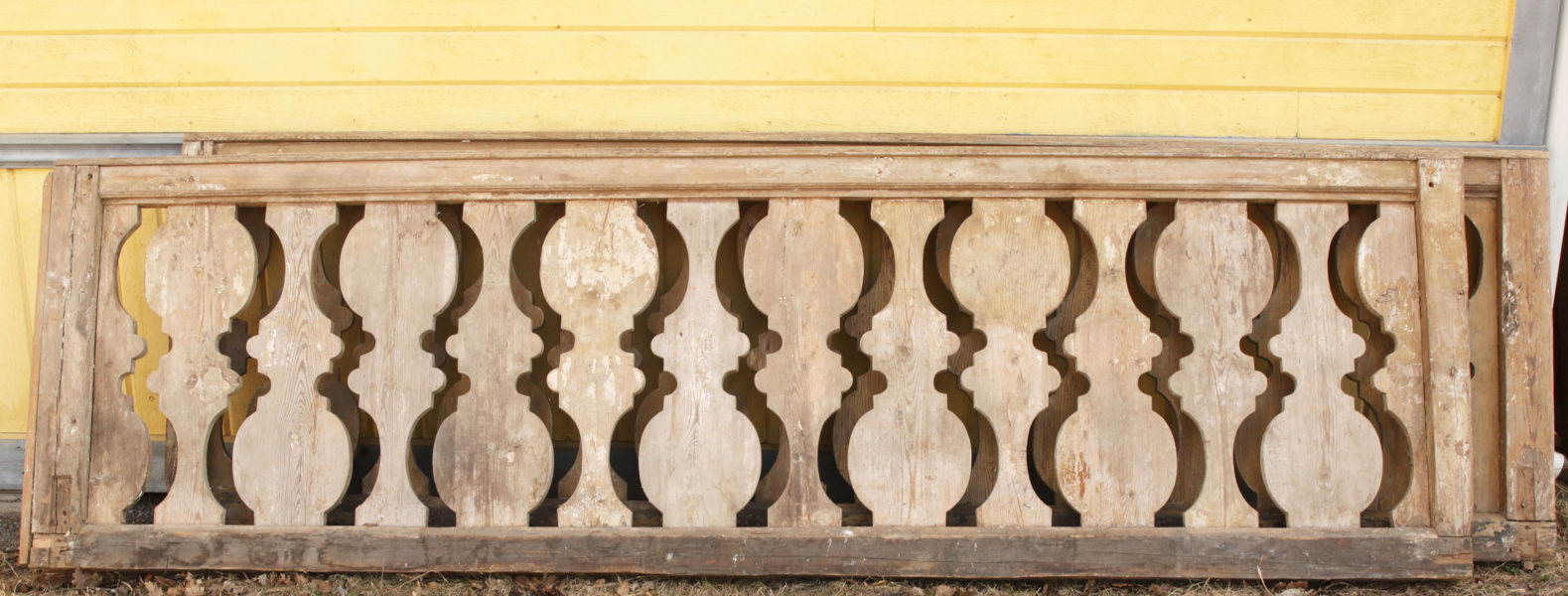 Balustrad i två delar, 1800-tal