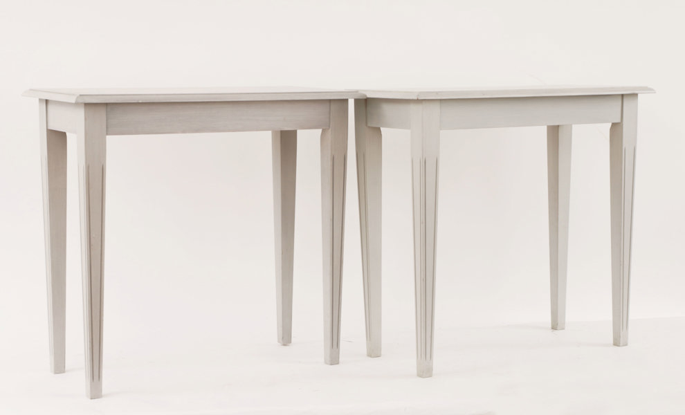 Bord ett par, gustaviansk stil, 2000-tal