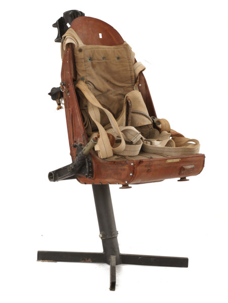 Flygplansstol, Svenska Krigsflygskolan