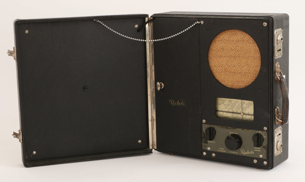 Reseradio, Radiola, typ 381