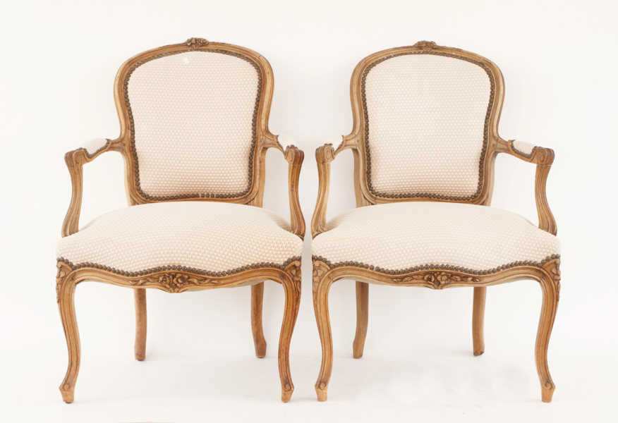 Karmstolar ett par, Louis XV stil, 1800-tal