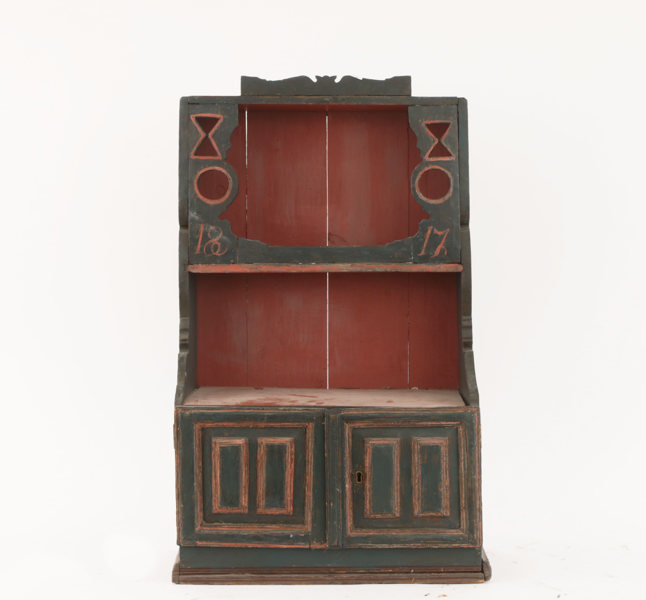 Väggskåp, allmoge, daterat 1817